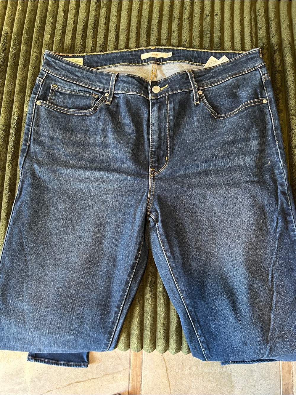 Levi's Men's Straight-Leg Dark Blue Denim Jeans
